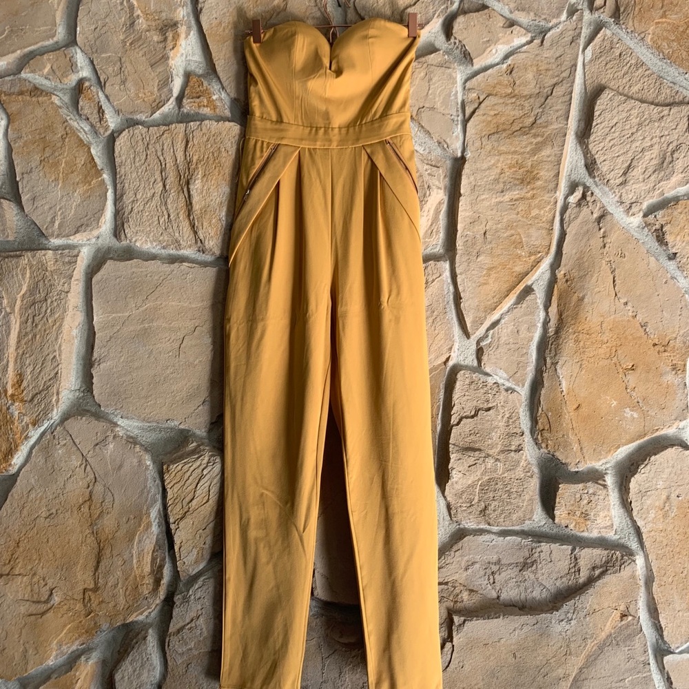 🍂 Xtaren Romper 🍂 - Picture 1 of 8